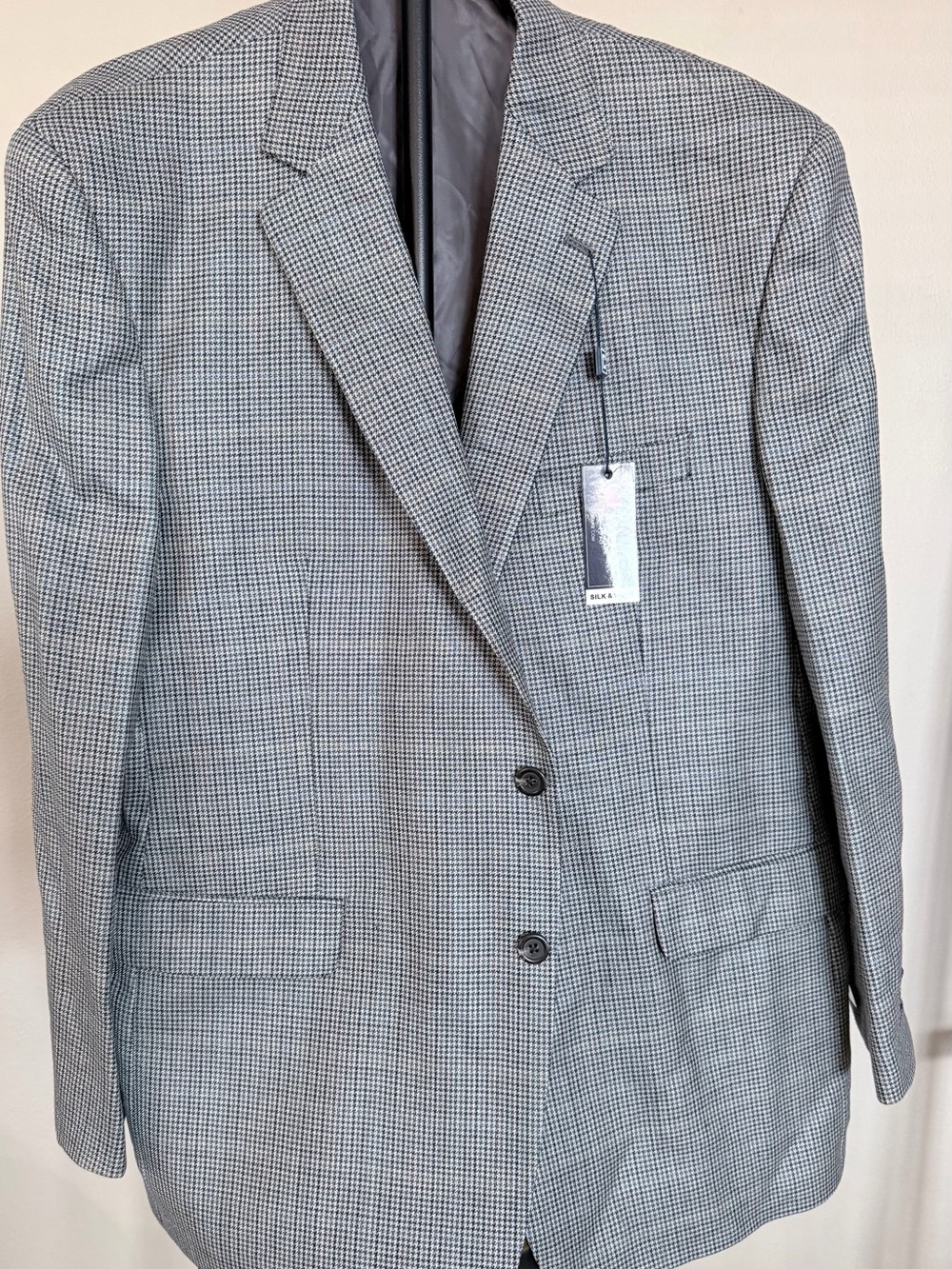 Chaps Beige Houndstooth Silk/Wool Jacket 48R Single-Vent